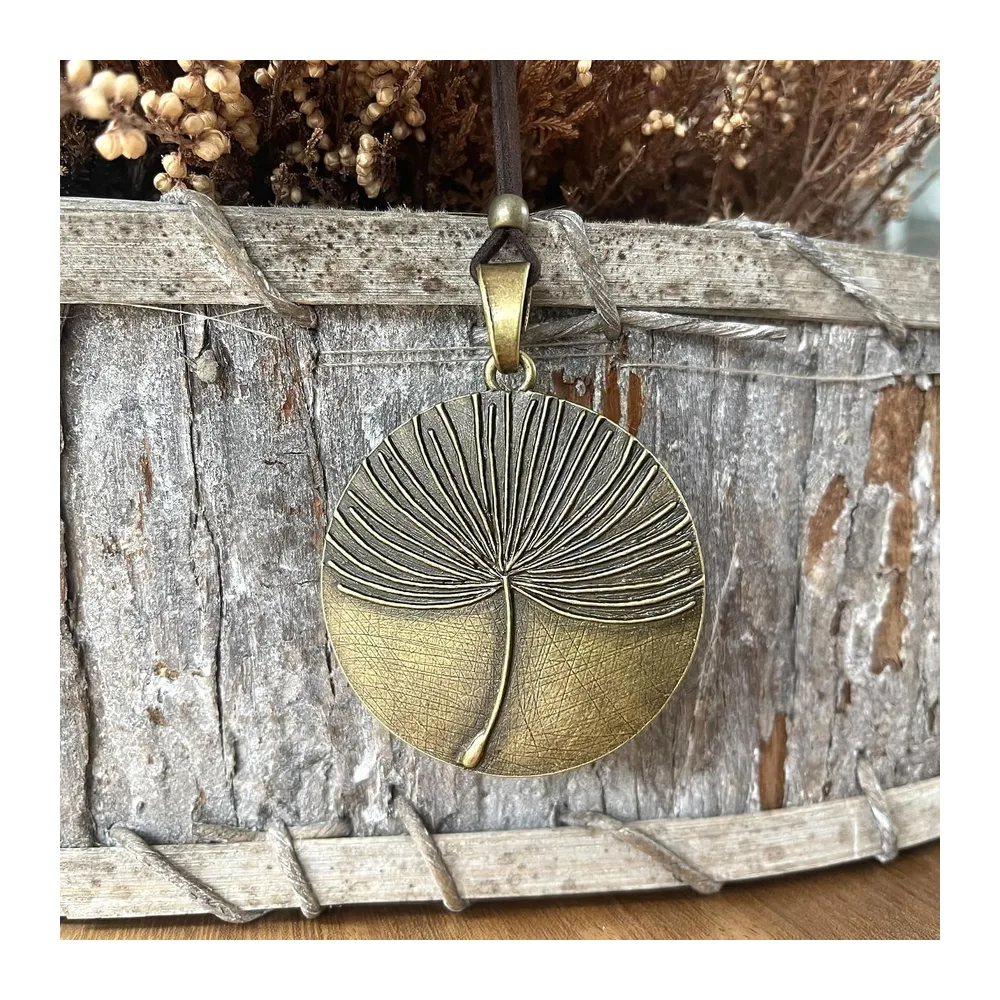 Collier Long Pendentif Pissenlit en Ton Bronze