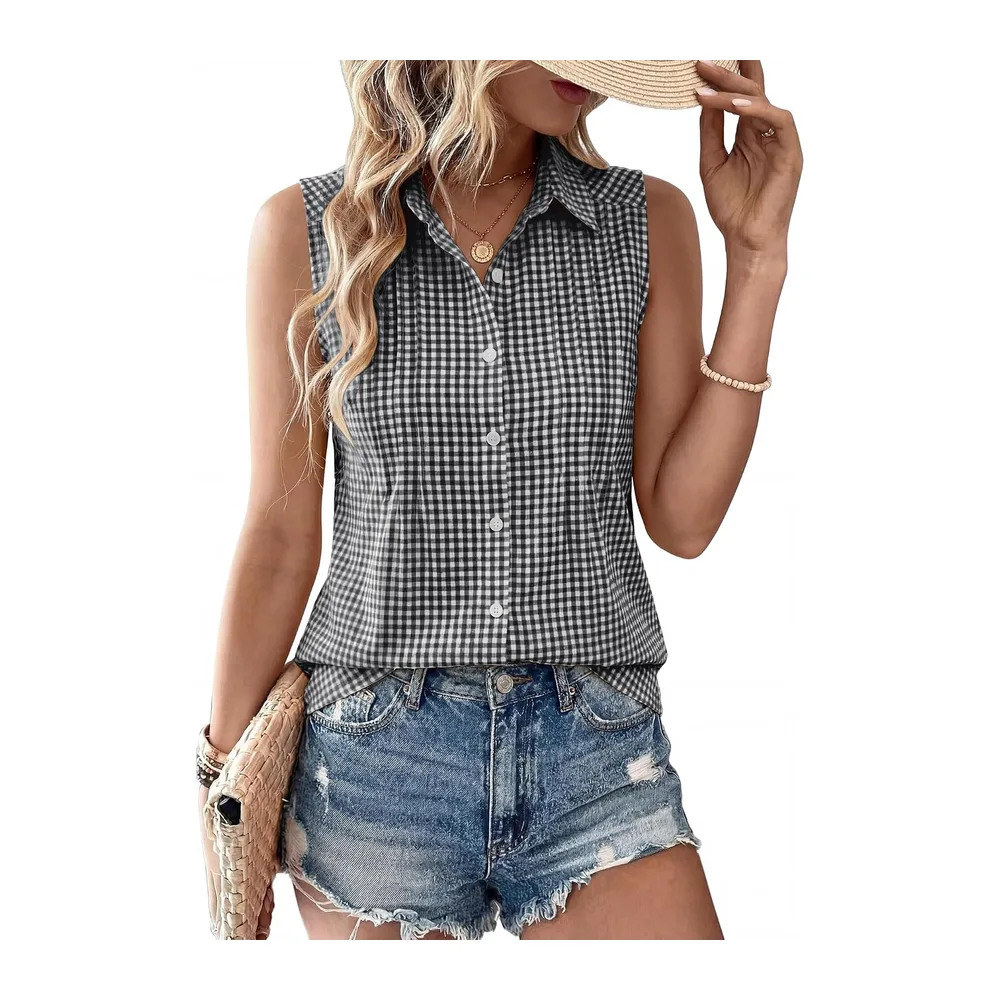 Summer Sleeveless Button Down Cotton Blouse with Pleated Front — Plaid Noir et Blanc.