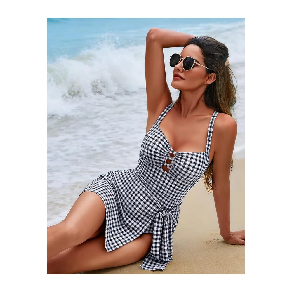 One Piece Swimsuit with Push Up Swim Shorts Adjustable Straps — Motif À Carreaux Noirs