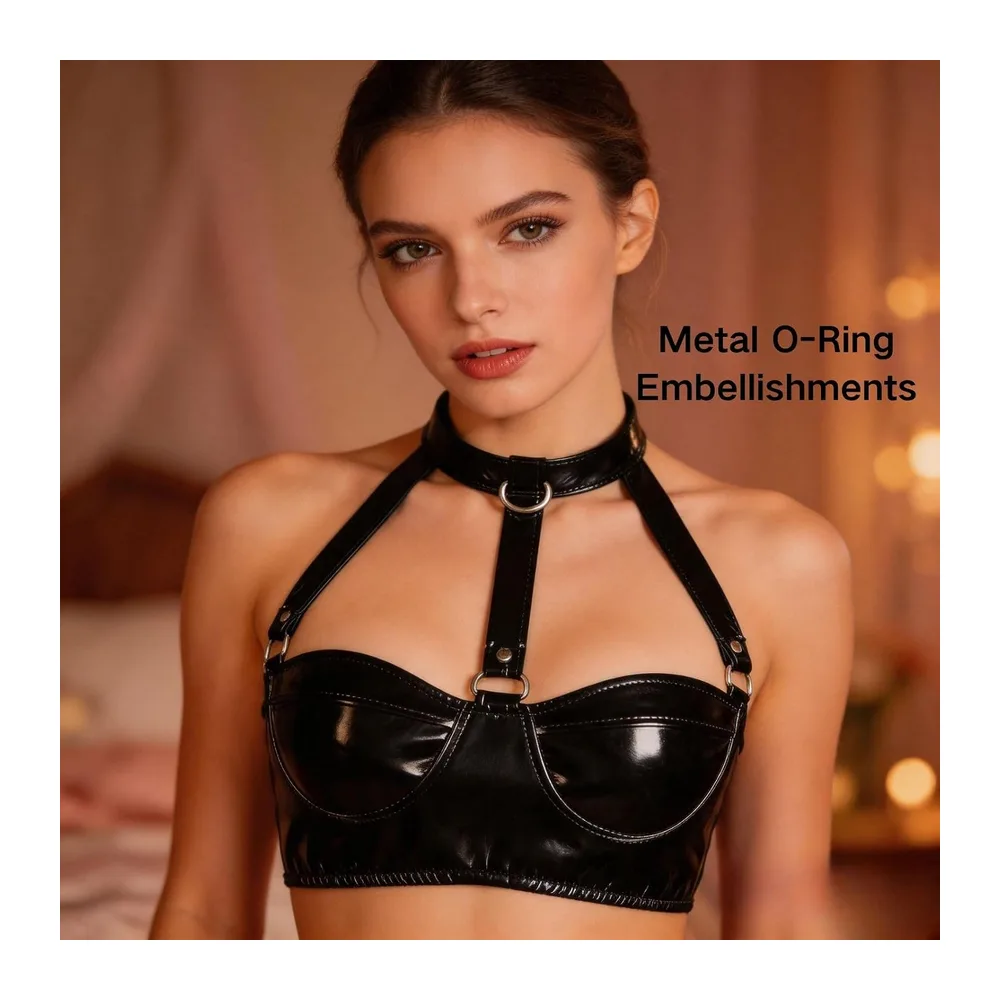 Sexy Cuir Brassiere Wetlook Halter Crop Top à Bretelle — Noir